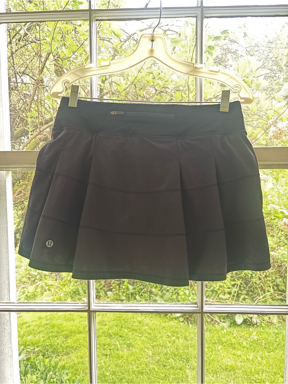 lululemon athletica Black Skater Tennis Skirt with Zip Pocket - Picture 7 of 16